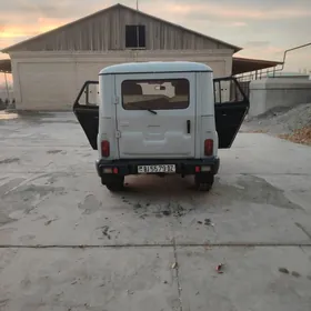 UAZ 469 2008