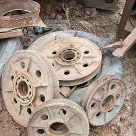 başenny kran kran zapçastlary