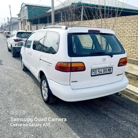 Toyota Sienna 1999