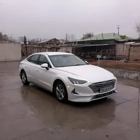 Hyundai Sonata 2022