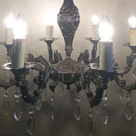 Старинная люстра