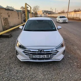 Hyundai Elantra 2020