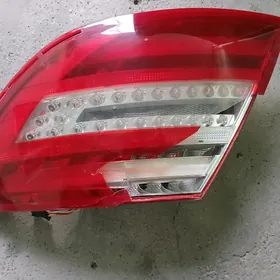 Mersedes C350 yzky fara