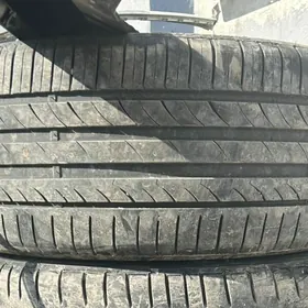 trokmax  245/40/18lik