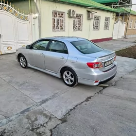 Toyota Corolla 2011