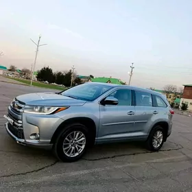 Toyota Highlander 2019