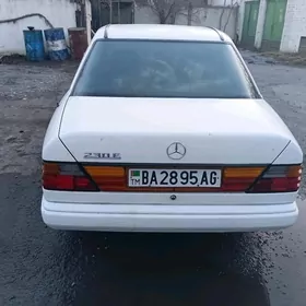 Mercedes-Benz 230E 1990