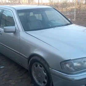 Mercedes-Benz C320 1994