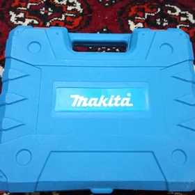 Makita