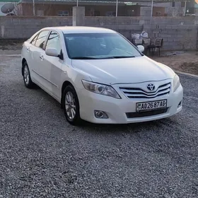 Toyota Camry 2011