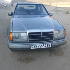 Mercedes-Benz 230E 1988