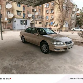 Toyota Camry 2001