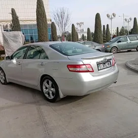 Toyota Camry 2010
