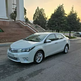 Toyota Camry 2014
