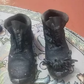 Мужские ботинки