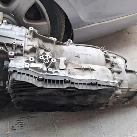 Audi q7 Korobka (коробка)