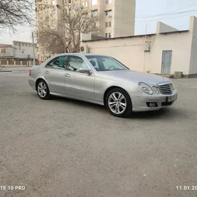 Mercedes-Benz E320 2003