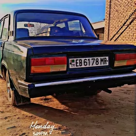 Lada 2107 1987