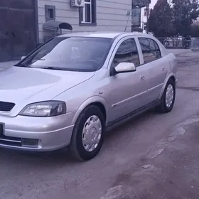 Opel Astra 2003