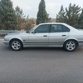 BMW 525 1990