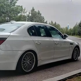 BMW E60 2006