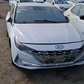 Hyundai Elantra 2021