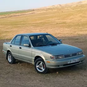 Nissan Sunny 1994