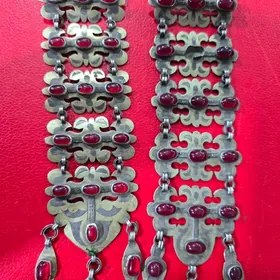 Gadymy gatly brojkalar