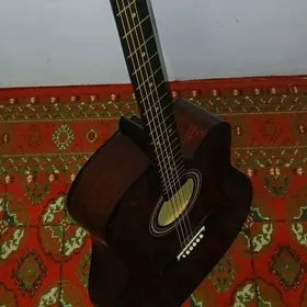 Gitara Akustik