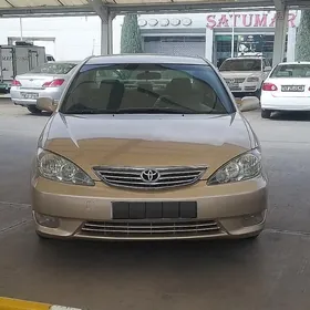 Toyota Camry 2005