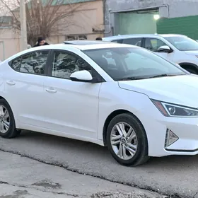 Hyundai Elantra 2020