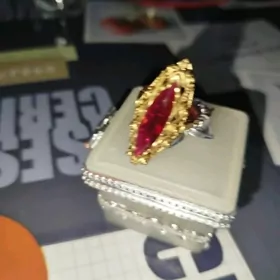 Кольцо-бижутерия