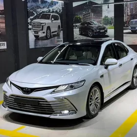 Toyota Camry 2022