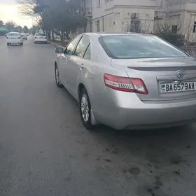 Toyota Camry 2011
