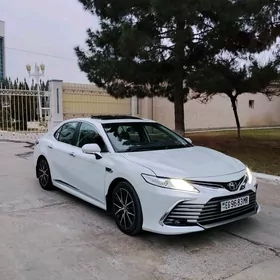 Toyota Camry 2022