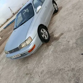 Toyota Corona 1996