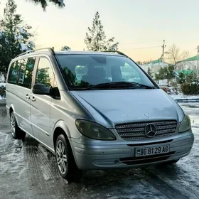 Mercedes-Benz Viano 2005