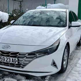 Hyundai Elantra 2021