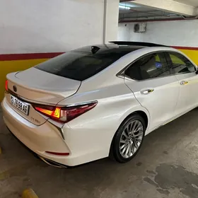 Lexus ES 350 2023