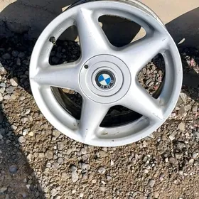 BMW 1śt diska.