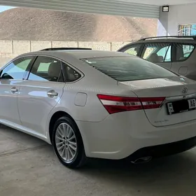 Toyota Avalon 2013