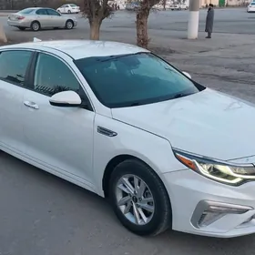 Kia Optima 2020