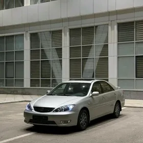 Toyota Camry 2005