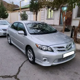 Toyota Corolla 2013
