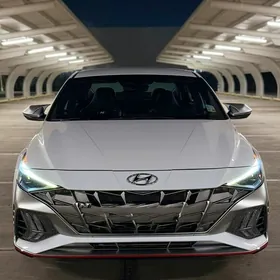 Hyundai Elantra 2021