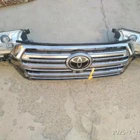 Land cruiser 200 detllar