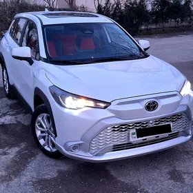 Toyota Corolla Cross Hybrid 2025