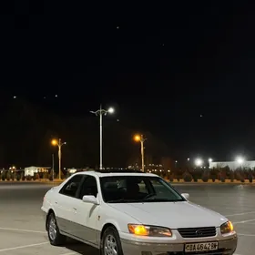 Toyota Camry 1997