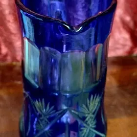 Хрустальный графин-кувшин.