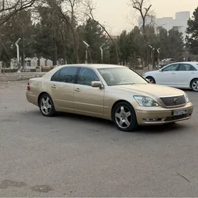 Lexus LS 2000